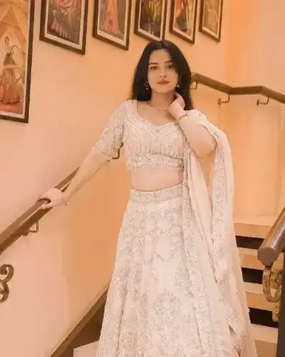 Escort Nongstoin